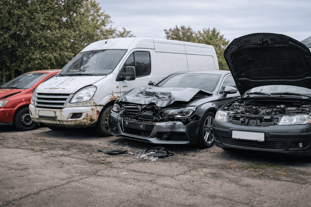 Welche Fahrzeuge ? die Autoverwertung in Meerbusch übernimmt – Teileträger bis Motorschaden